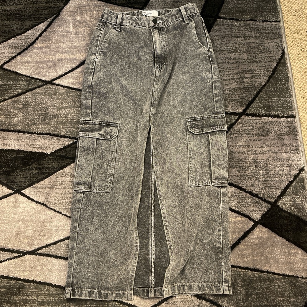 love, Fire women’s Washed Black Cargo Pants